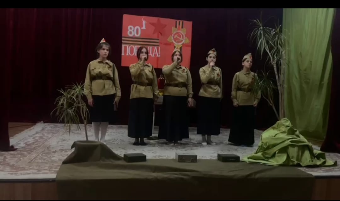 Участие  воспитанников детского дома в республиканском конкурсе спектаклем о героях ВОВ »Во славу Отечества"